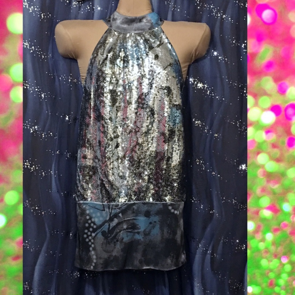 NWOT Studio Y Sequined Club Mini